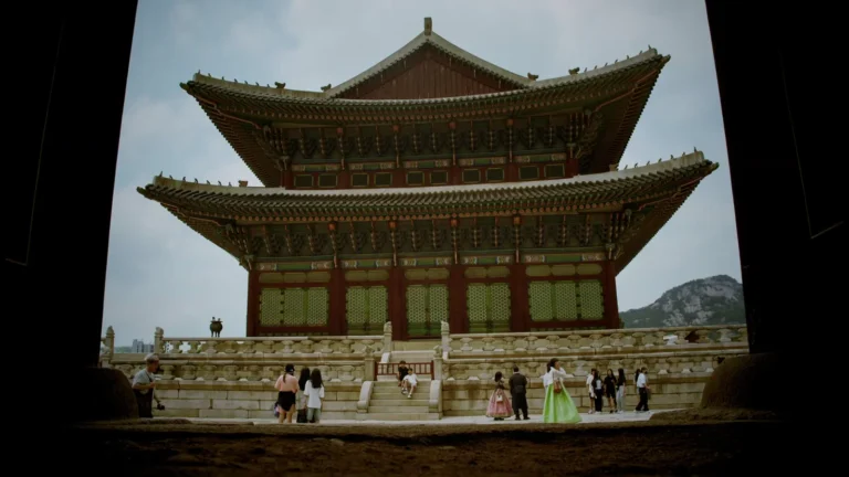 Ornate two-storey palace hall in Seoul, South Korea